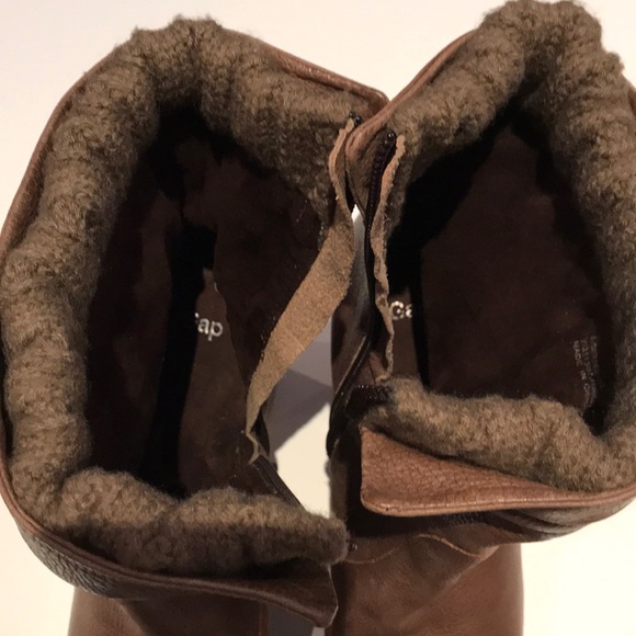 Gap, women’s leather boots size 8 - Picture 11 of 12